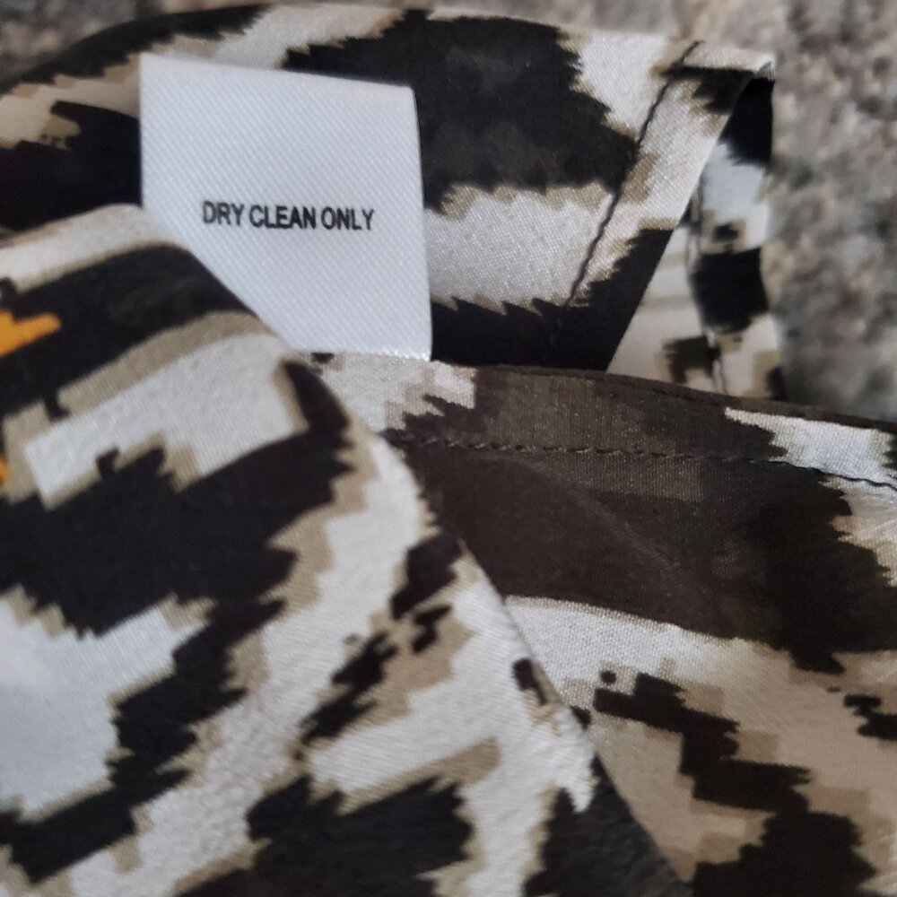 Acrobat Women's 100% Silk Sleeveless Black/White Print Tunic Dress‎ Size Medium - Picture 7 of 10